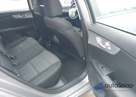 2023 Kia Forte Lxs z USA, uszkodzony, nr VIN 3KPF24AD1PE536695